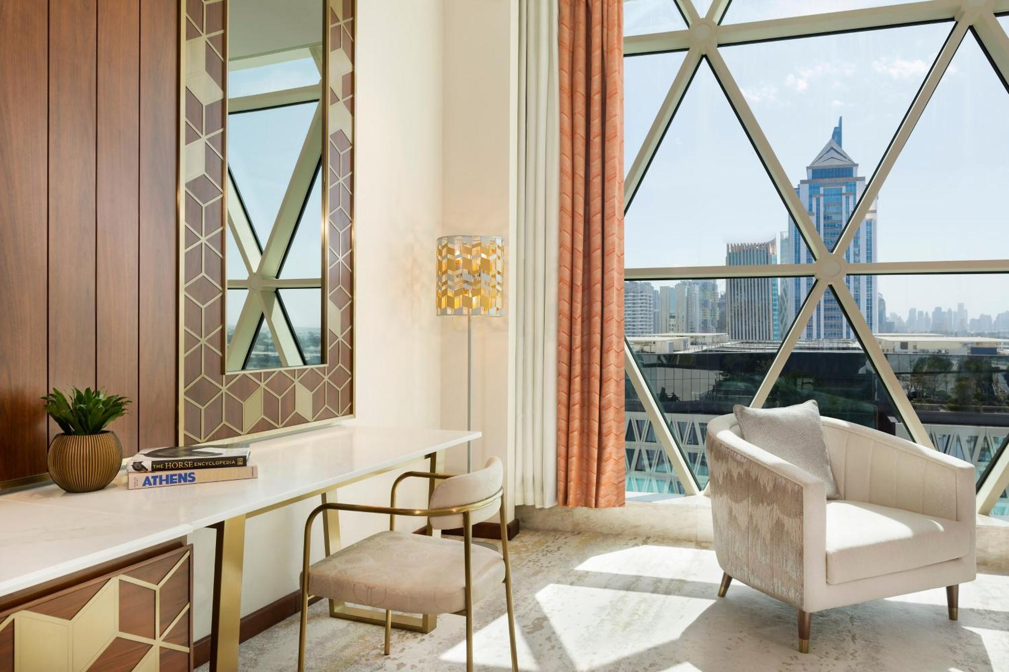 Velero Hotel Doha Lusail Luaran gambar A view of the hotel's interior