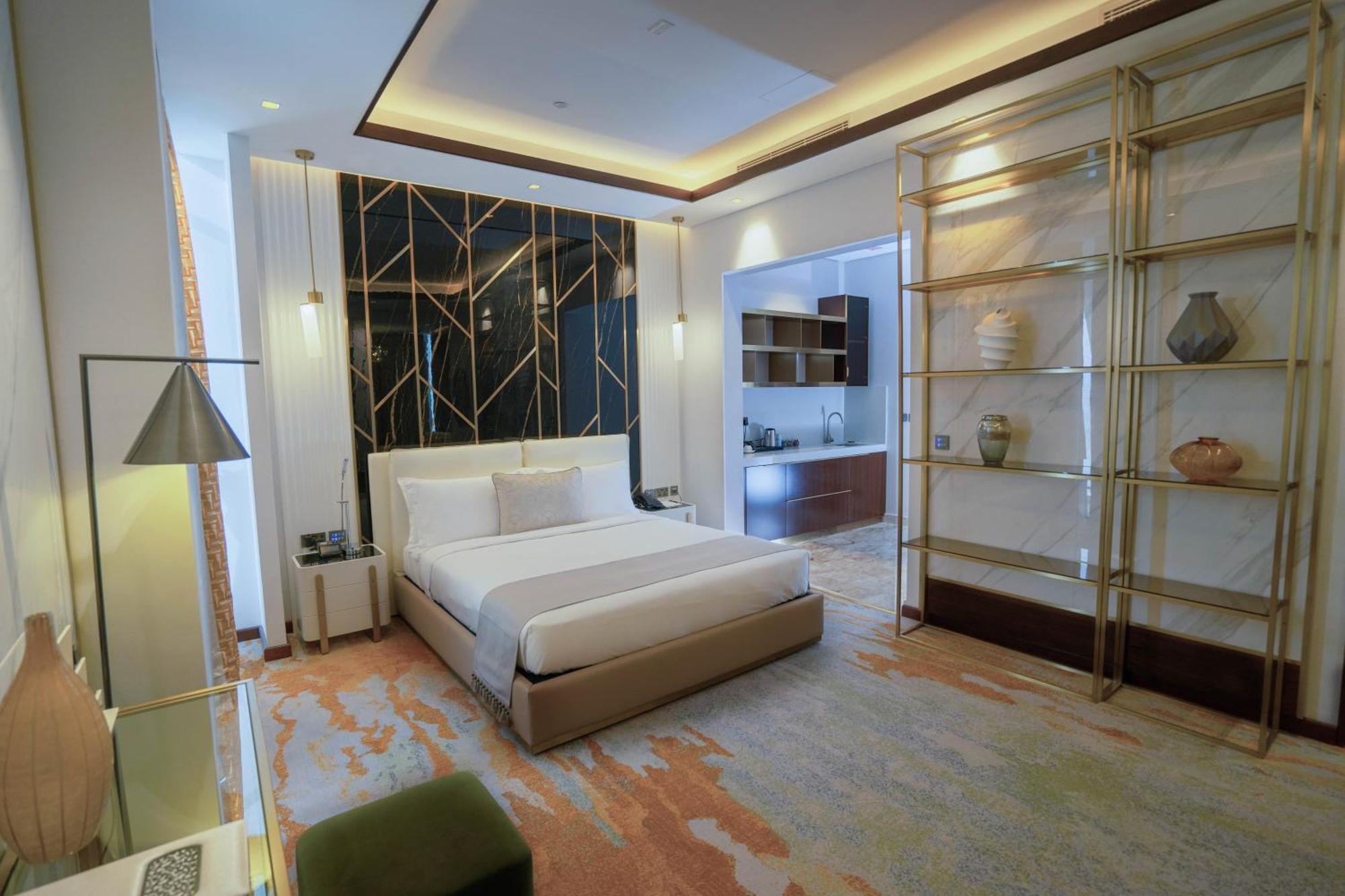 Velero Hotel Doha Lusail Luaran gambar A bedroom at the hotel